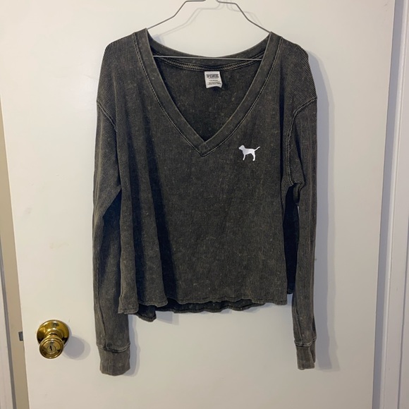 PINK V-neck pullover - Picture 1 of 1